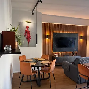 Elegant Apartment